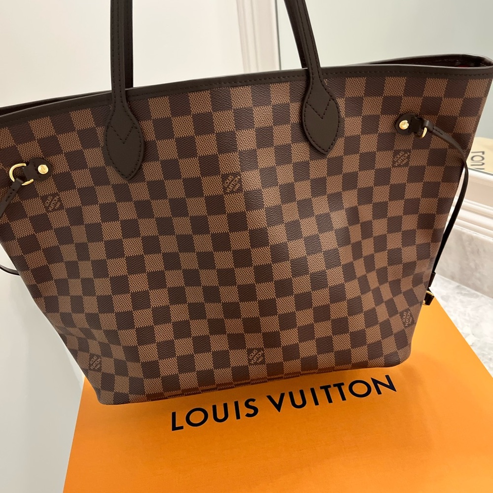 Louis Vuitton Damier Ebene Tote